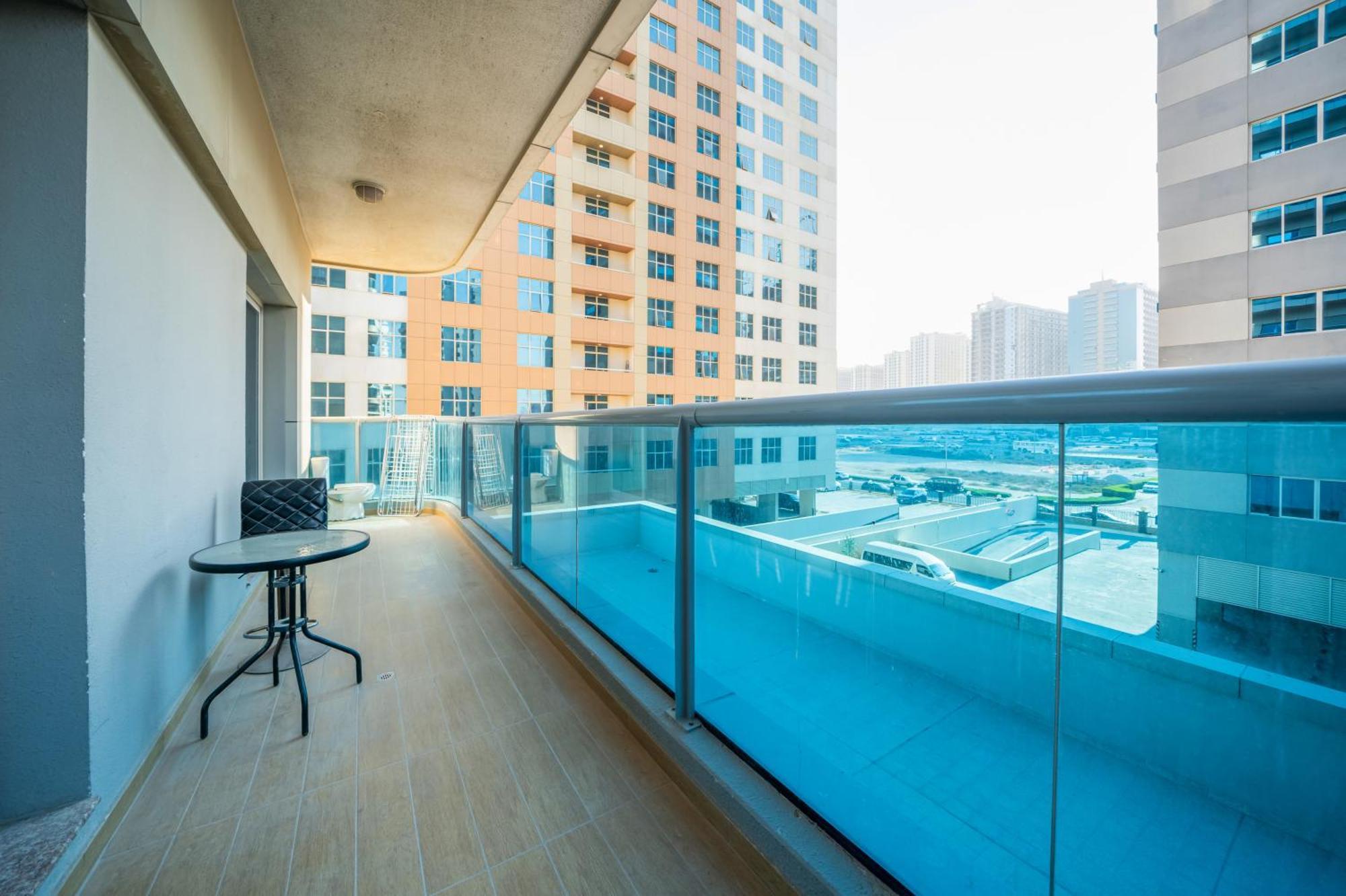 Live Spacious 3Br Apartment All En Suite & Balcony Dubai Exterior photo